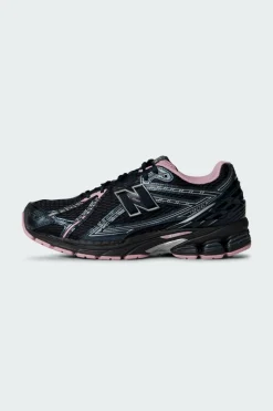 1906 - Baskets | Noir*NEW BALANCE New
