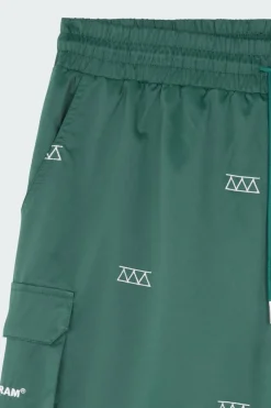 ALL OVER GREEN - Short | Vert*HOLOGRAM Online