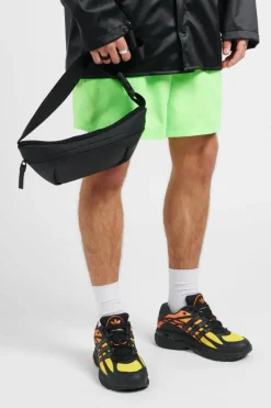 BUM BAG MINI W3 - Banane | Noir*RAINS Clearance