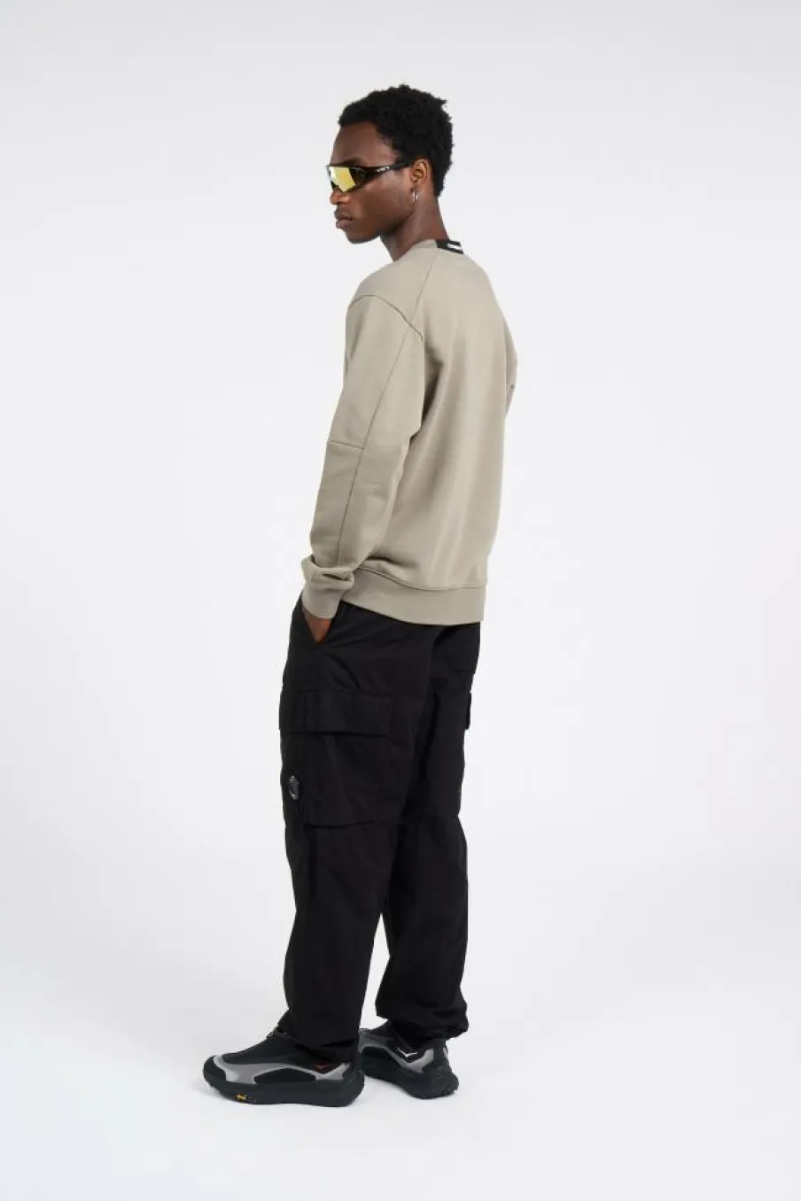 CREW NECK IN DIAGONAL RAISED FLEECE - Sweatshirt | Kaki*C.P. COMPANY