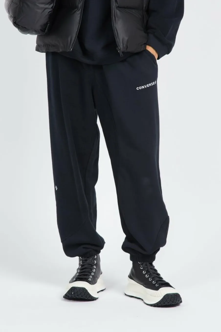 DYNAMIC BLOCK - Jogging | Noir*CONVERSE New