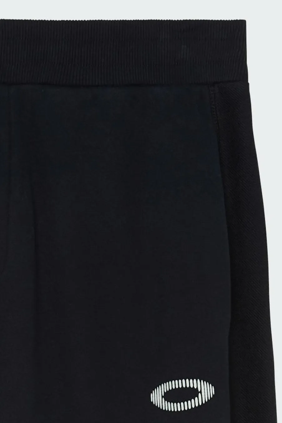 GENDER EXPANSIVE - Jogging | Noir*OAKLEY Clearance
