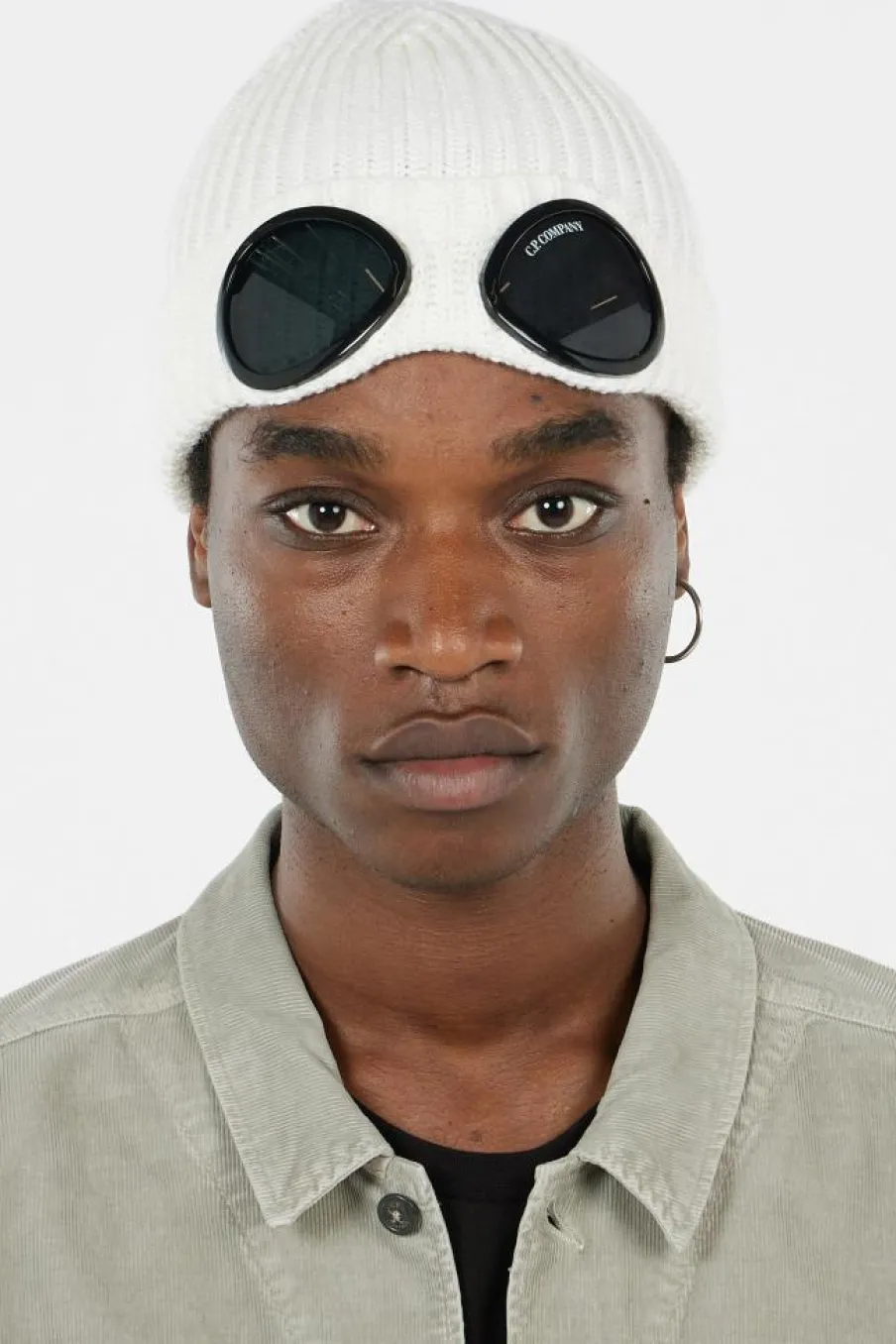 KNIT CAP IN EXTRAFINE MERINO WOOL - Bonnet | Blanc*C.P. COMPANY
