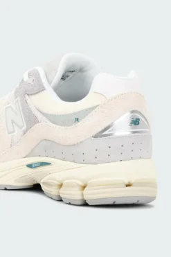 2002R - Baskets | Beige*NEW BALANCE Hot