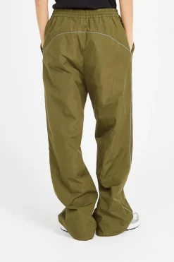 taye logo trackpants - Pantalon | Vert*DAILY PAPER Online