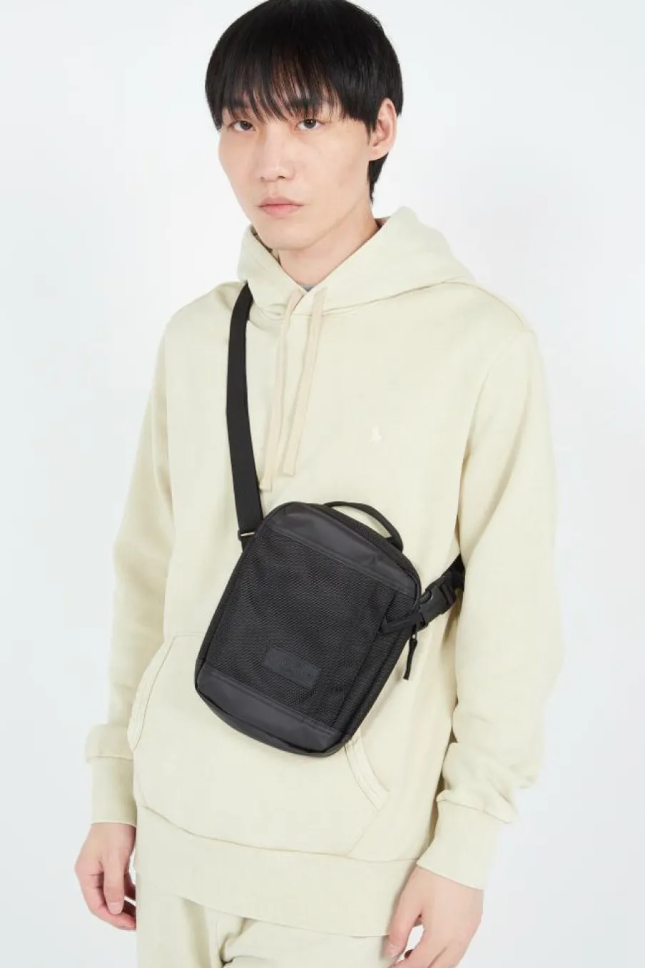 THE ONE CNNCT - Sacoche | Noir*EASTPAK Sale