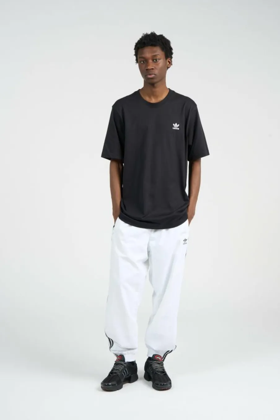 TREFOIL ESS TEE - T-shirt | Noir*ADIDAS Sale