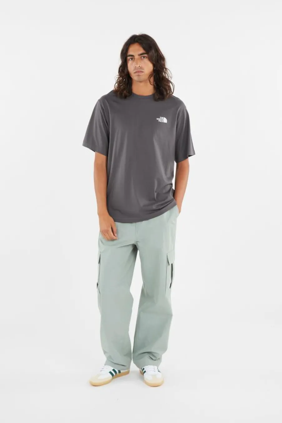 U EXPLORE GEAR RELAXED S/S TEE - T-shirt | Gris*THE NORTH FACE