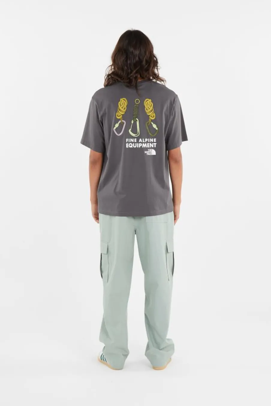 U EXPLORE GEAR RELAXED S/S TEE - T-shirt | Gris*THE NORTH FACE