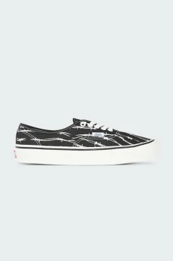 UA AUTHENTIC 44 DX - Baskets | Noir*VANS Clearance