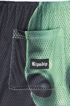WE COME IN PEACE BASKETBALL SHORTS - Short | Noir*RIPNDIP New